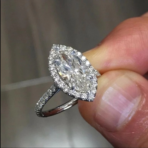 New Marquise Cut 925 Silver Diamond Elegant Ring - Picture 2 of 4
